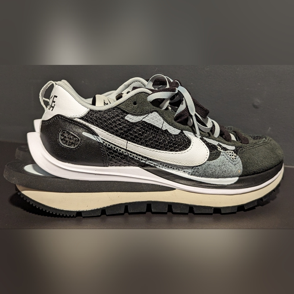 NIKE SACAI X VAPORWAFFLE ‘BLACK WHITE’ SNEAKERS Size 7.5 CV1363-001